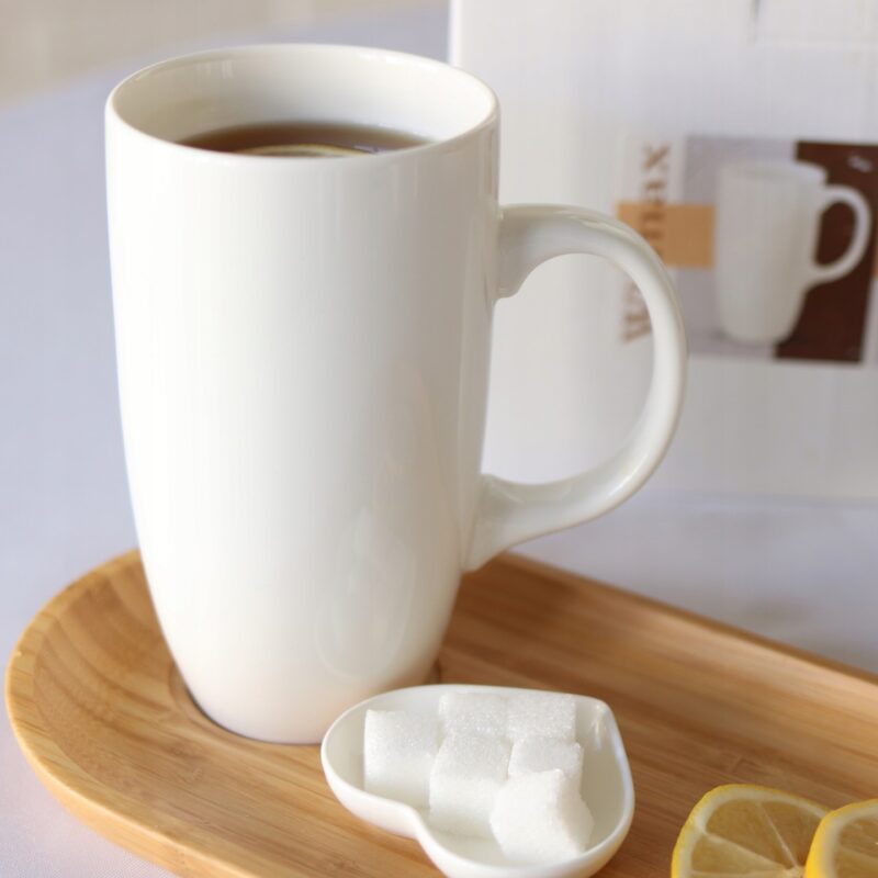 Kubek do kawy i herbaty 630 ml biały porcelanowy WL-993093/A