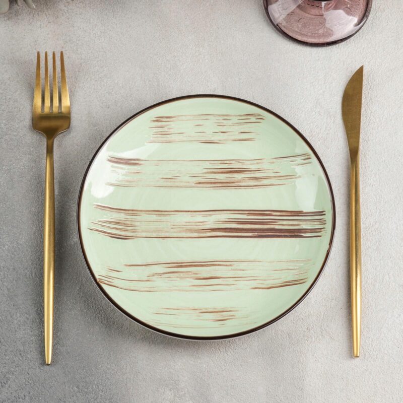 Talerz obiadowy pistacjowy porcelanowy 23 cm WL-668113/A