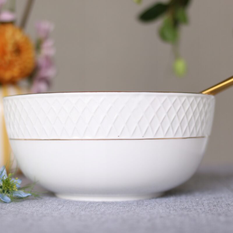 Salaterka biała porcelanowa ze złotym rantem 16 cm 930 ml WL-880102368/A