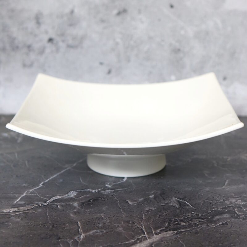Talerz kwadratowy 26 cm biały porcelanowy WL-991376/A