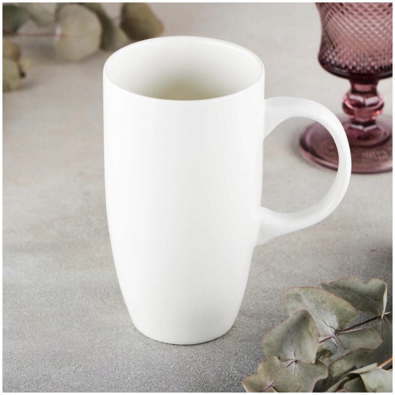 Kubek do kawy i herbaty 630 ml biały porcelanowy WL-993093/A