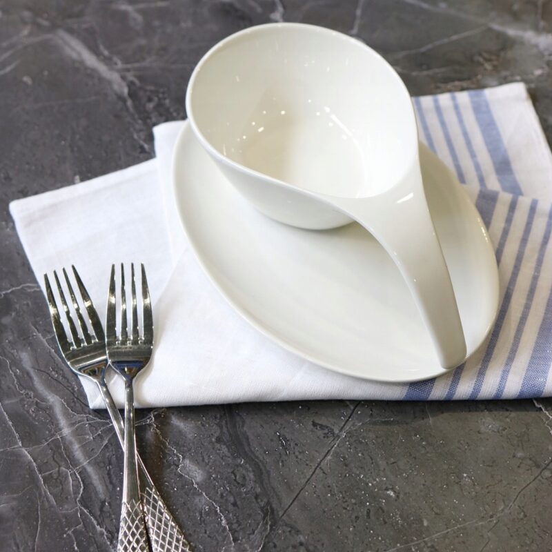 Bulionówka z uchwytem 450 ml biała porcelanowa WL-991282/A