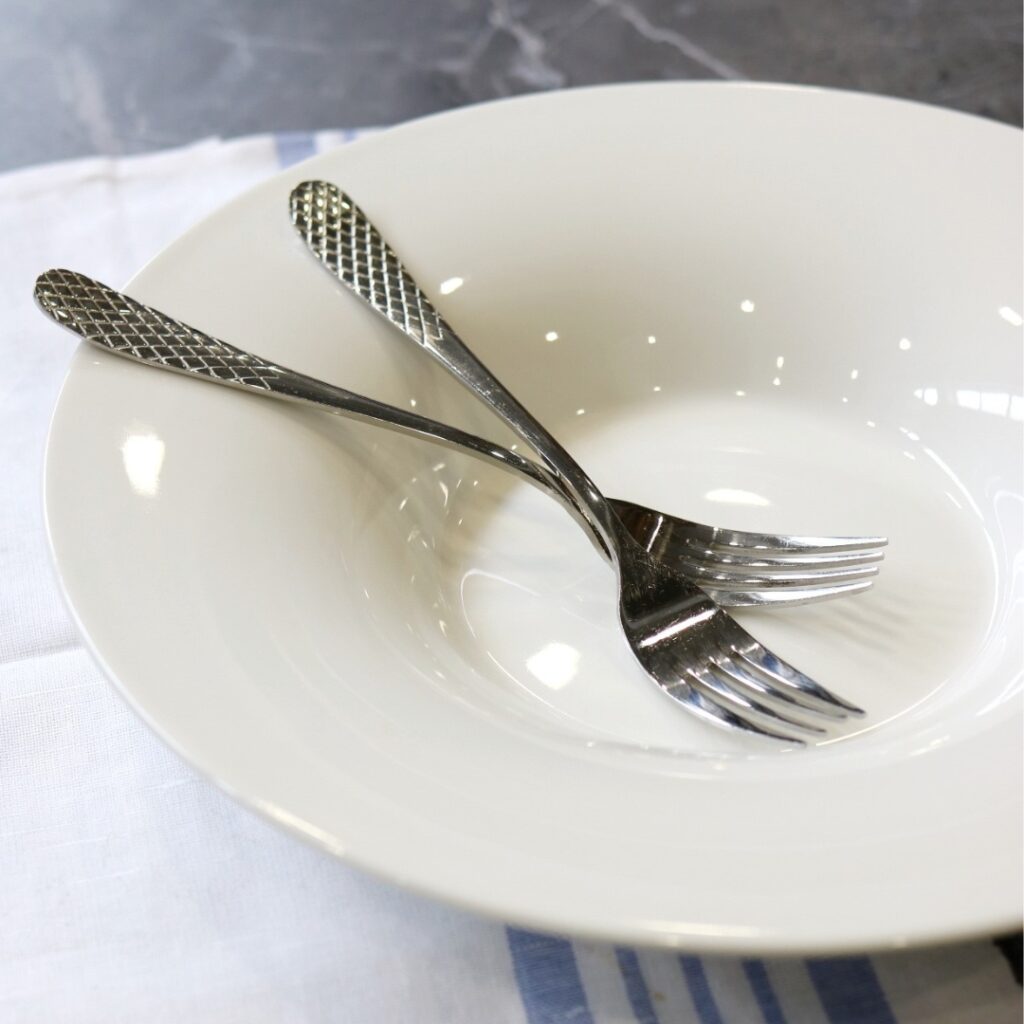 Talerz głęboki 30,5 cm biały porcelanowy WL-991274/A
