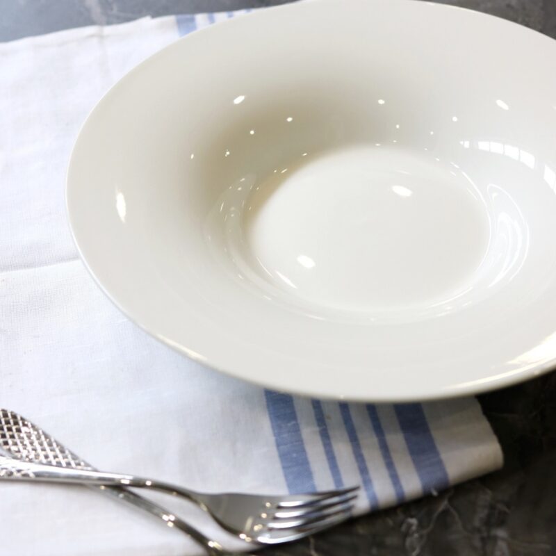 Talerz głęboki 30,5 cm biały porcelanowy WL-991274/A